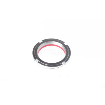 Nakrętka z wkładką